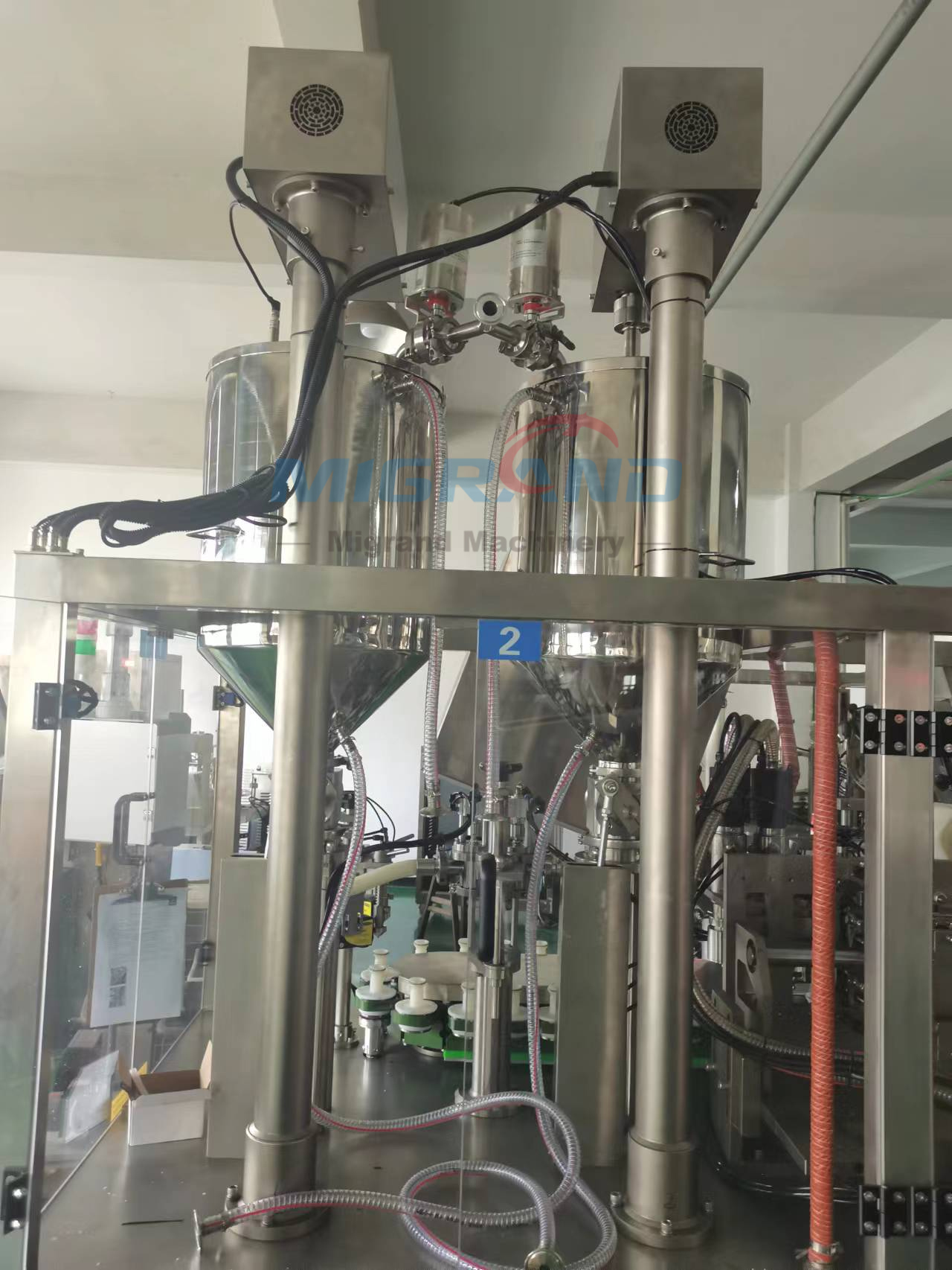 GD-150A Hopper with heating and mixing-1 GD-150A Hopper dengan pemanasan dan pencampuran-1