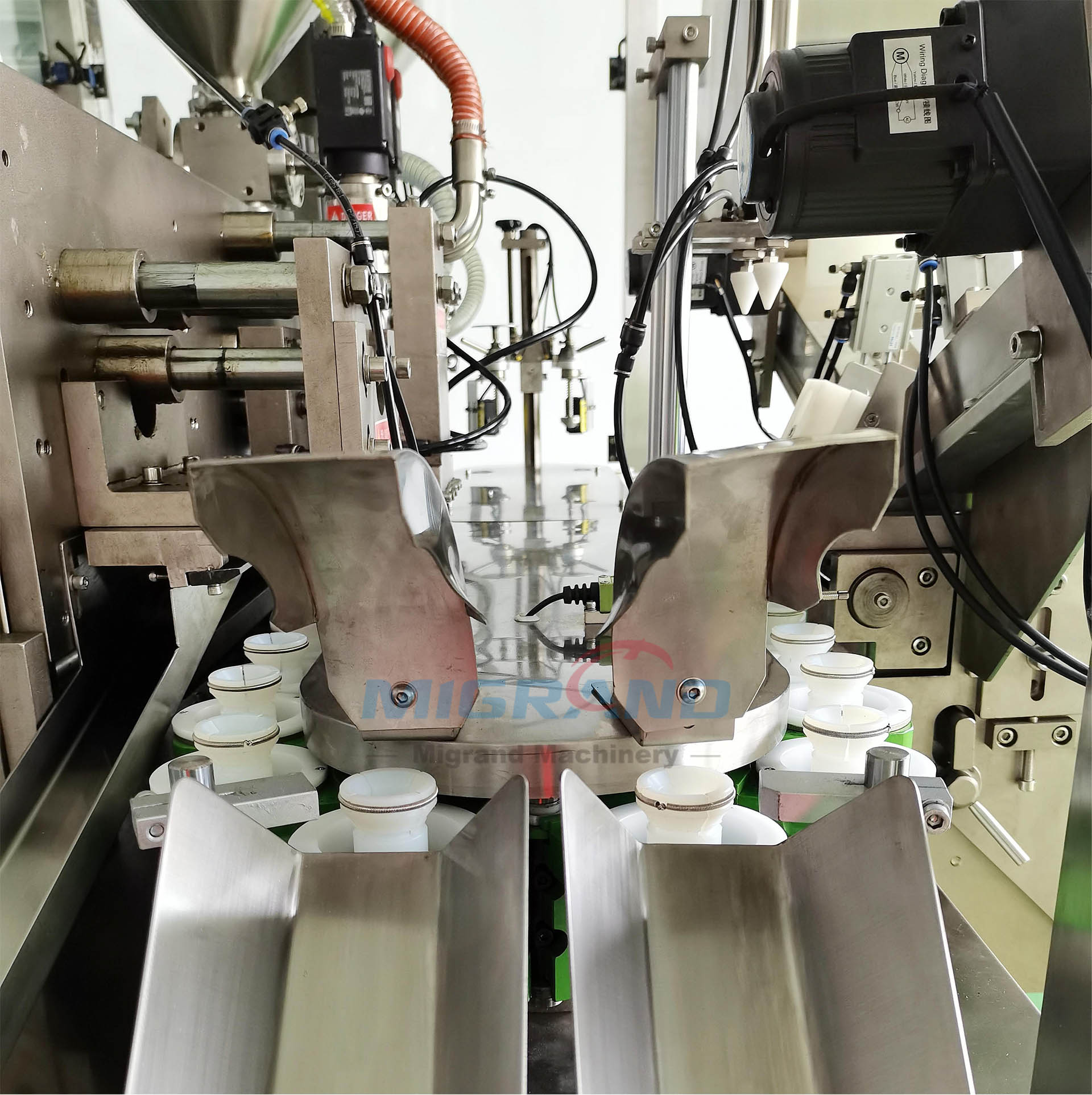 Special design 1-1 Desain khusus 1-1