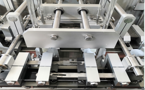 Alat bantu pembuka tas