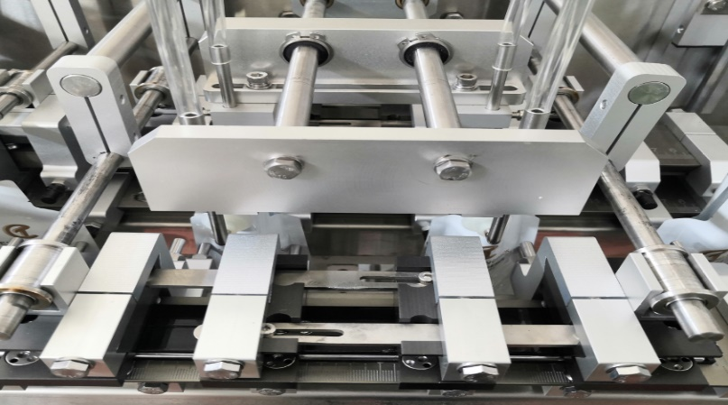 Sesuaikan desain bukaan tas tambahan untuk memastikan tingkat keberhasilan pembukaan tas.