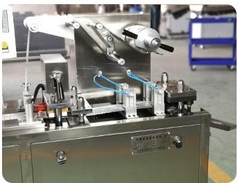 Stasiun pemasangan film plastik