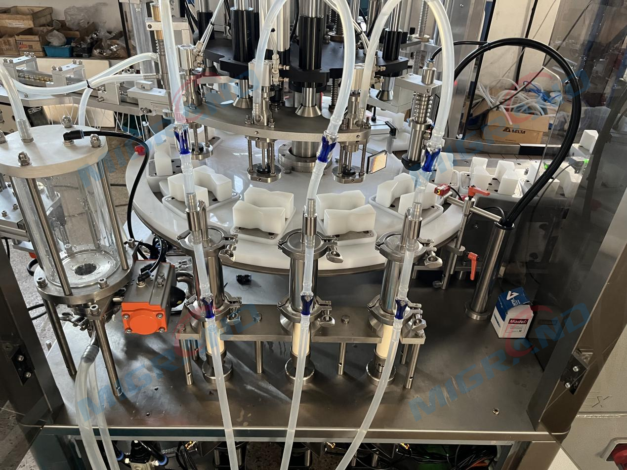 Mesin pengisi parfum astrolabe